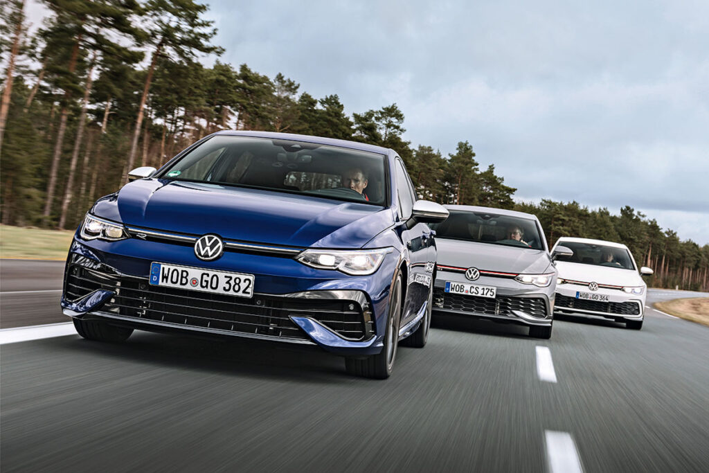 ガチンコ勝負 新型vwゴルフスポーツモデル Gti対gtiクラブスポーツ対r比較テスト その勝者は Auto Bild Japan Web アウトビルトジャパンウェブ 世界最大級のクルマ情報サイト
