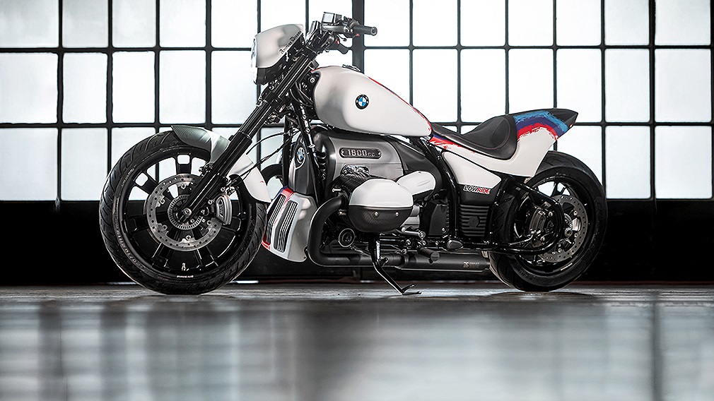 バイクチューニング ローライド アメリカンドリーム カーボンイタリア M1000 Rrスタイルのbmw R18 M物語 Auto Bild Japan Web アウトビルトジャパンウェブ 世界最大級のクルマ情報サイト