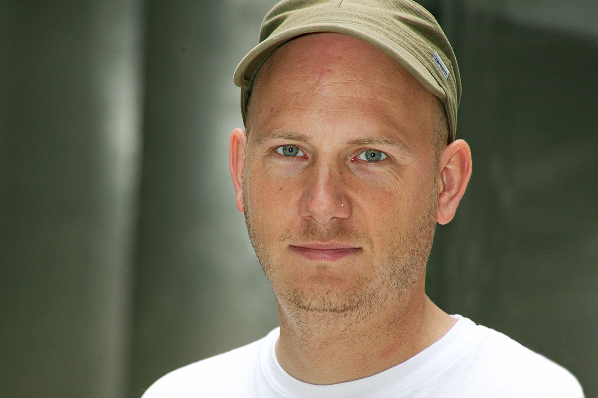 賛否両論「ランドローバー ディフェンダー」ってどうなの? AUTO BILD JAPAN Web(アウトビルトジャパンウェブ) 世界最大級