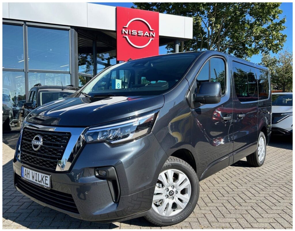 オススメ並行輸入車 ディーラー中古車在庫｜ 日産 プリマスター コンビ Tekna 2.0 dCi170 L1 EDC 8人乗り 左ハンドル