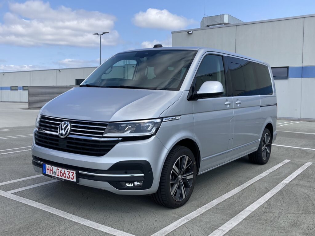 並行輸入車｜購入する前に知っておきたいこと /製造終了後も大人気T6.1！フォルクスワーゲン T6.1 マルチバン 4Motion 横浜へ向けて準備中！