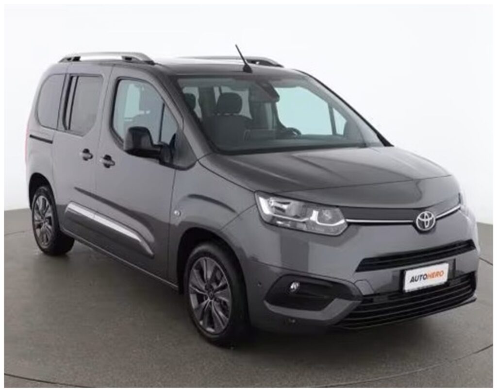 並行輸入車 ディーラー中古車在庫｜トヨタ プロエースシティヴァーソ L1 チームドイツ 1.2 Turbo EAT8 左ハンドル