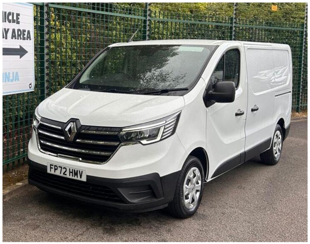 並行輸入車 ディーラー中古車在庫｜お仕事応援！ ルノー トラフィック パネルバン Business＋ 2.0 dCi 130 SWB 3人乗り 6MT 右ハンドル