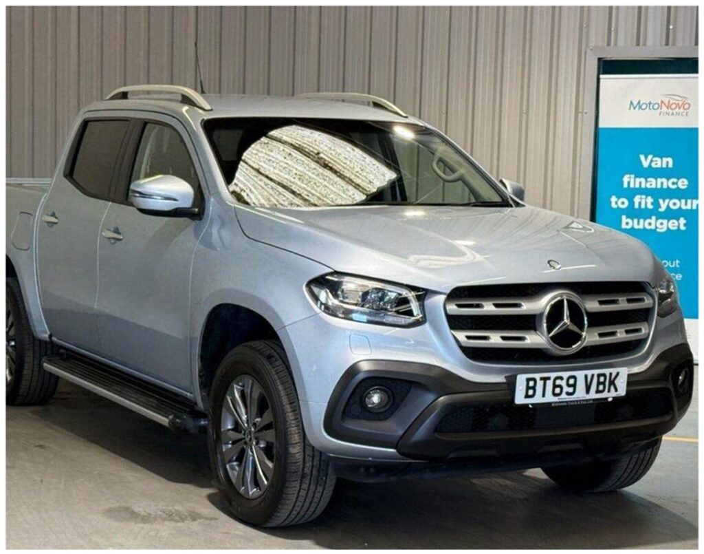 オススメ並行輸入車 ディーラー中古車在庫｜メルセデス・ベンツ Xクラス X250d 4マチック プログレッシブ 7AT 右ハンドル