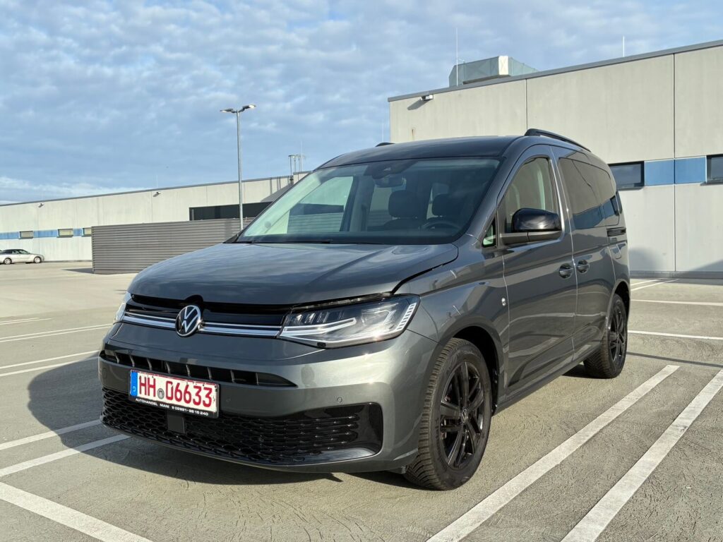 並行輸入車｜並行輸入車チャンネル/ 希少な仕様！観音開き！！フォルクスワーゲン キャディ Edition！