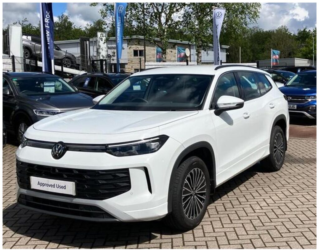 オススメ並行輸入 ディーラー新古車在庫｜日本未導入７人乗りモデル！フォルクスワーゲン タイロン2.0 TDI Life DSG 右ハンドル