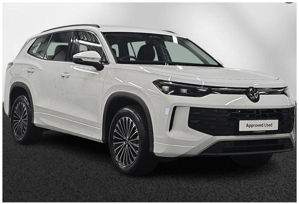 オススメ並行輸入 ディーラー新古車在庫｜日本未導入７人乗りモデル！フォルクスワーゲン タイロン2.0 TDI Life DSG 右ハンドル